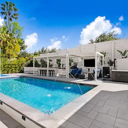 Wellness Temple La, Luxury Private Escape In Woodland Hills Villa